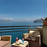 Hotel Bristol 4*