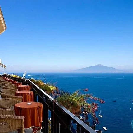 Hotel Bristol 4*