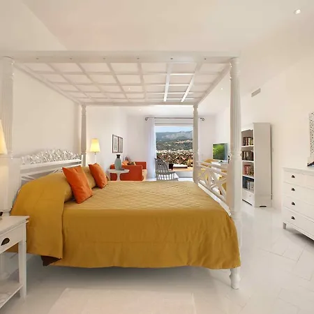 브리스톨 호텔 4*